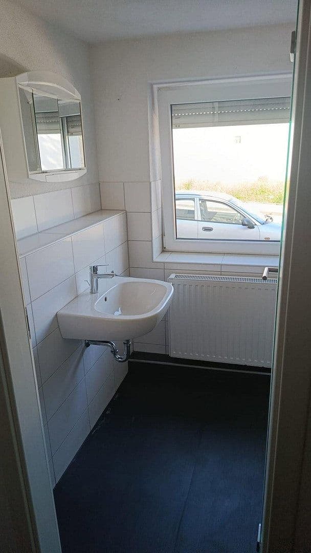 Pronájem bytu 2+1 45 m², Lindacher Straße 15, Schwäbisch Gmünd, Bádensko-Württembersko Pronájem bytu 2+1 45 m², Lindacher Straße 15, Schwäbisch Gmünd, Bádensko-Württembersko