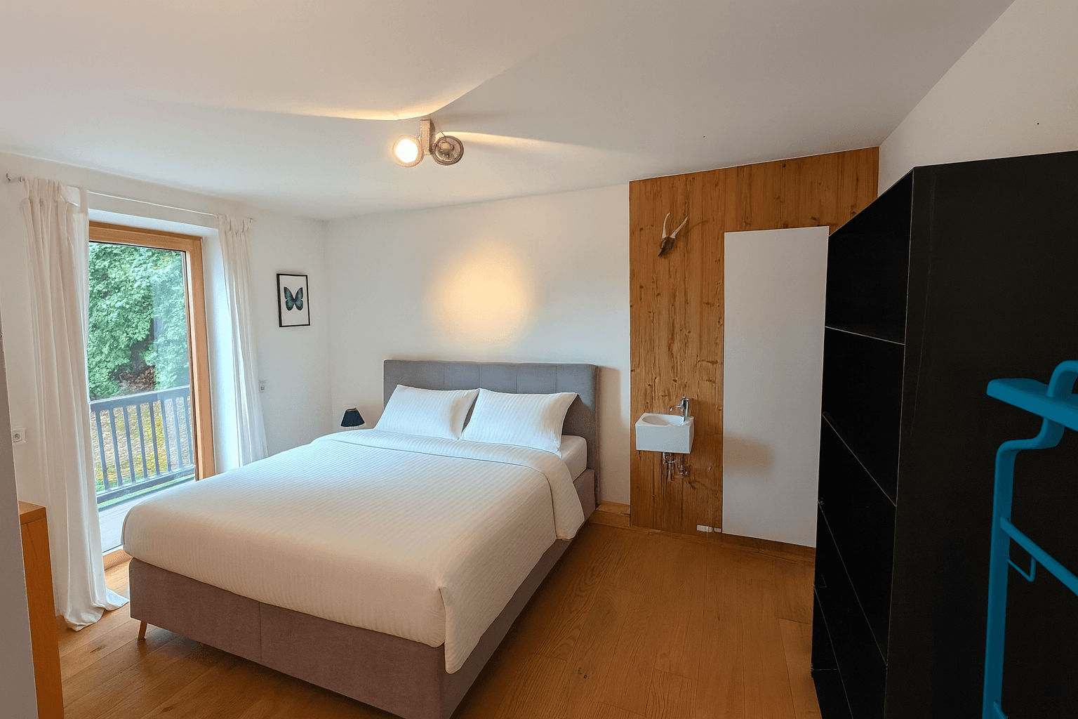 Prodej domu 204 m², pozemek 1.156 m², Sonnenweg 11, Fischbachau, Bavorsko Prodej domu 204 m², pozemek 1.156 m², Sonnenweg 11, Fischbachau, Bavorsko