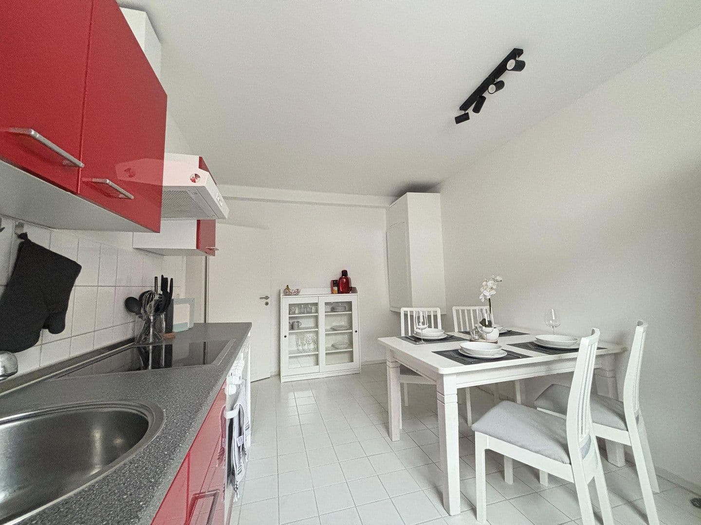 Pronájem bytu 2+1 56 m², Lerchenfeldstraße 4, Regensburg, Bavorsko Pronájem bytu 2+1 56 m², Lerchenfeldstraße 4, Regensburg, Bavorsko