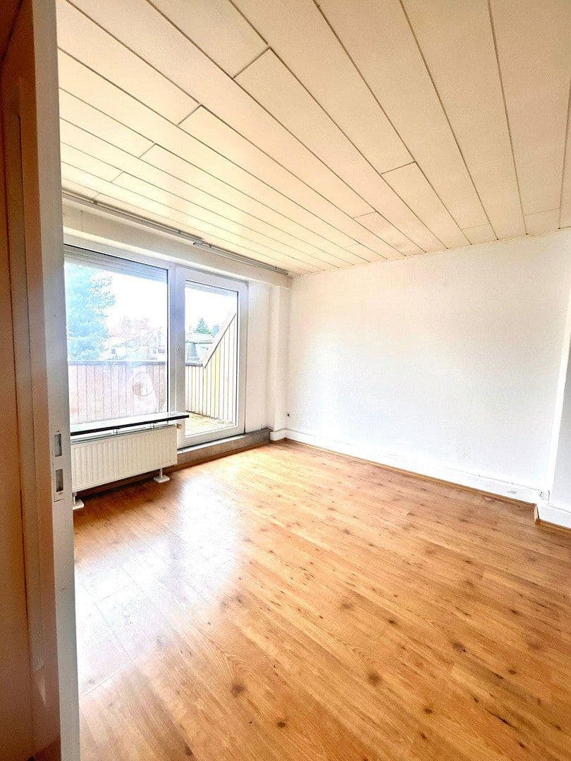 Pronájem bytu 2+1 90 m², Lutherstraße 8, Osnabrück, Dolní Sasko Pronájem bytu 2+1 90 m², Lutherstraße 8, Osnabrück, Dolní Sasko
