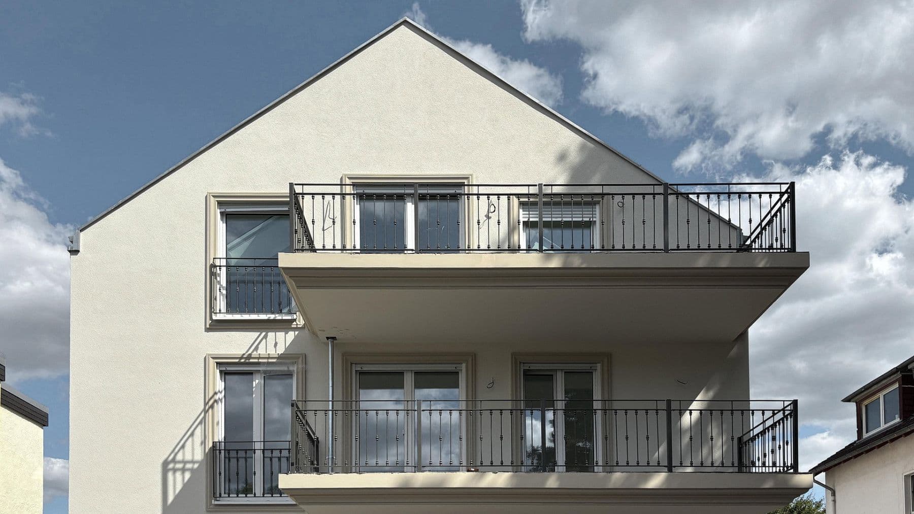 Pronájem bytu 3+1 104 m², Offenbach am Main, Hessen Pronájem bytu 3+1 104 m², Offenbach am Main, Hessen