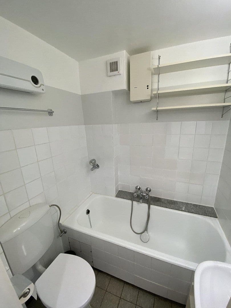 Pronájem bytu 1+1 25 m², Mozartstraße 5, Stuttgart, Bádensko-Württembersko Pronájem bytu 1+1 25 m², Mozartstraße 5, Stuttgart, Bádensko-Württembersko