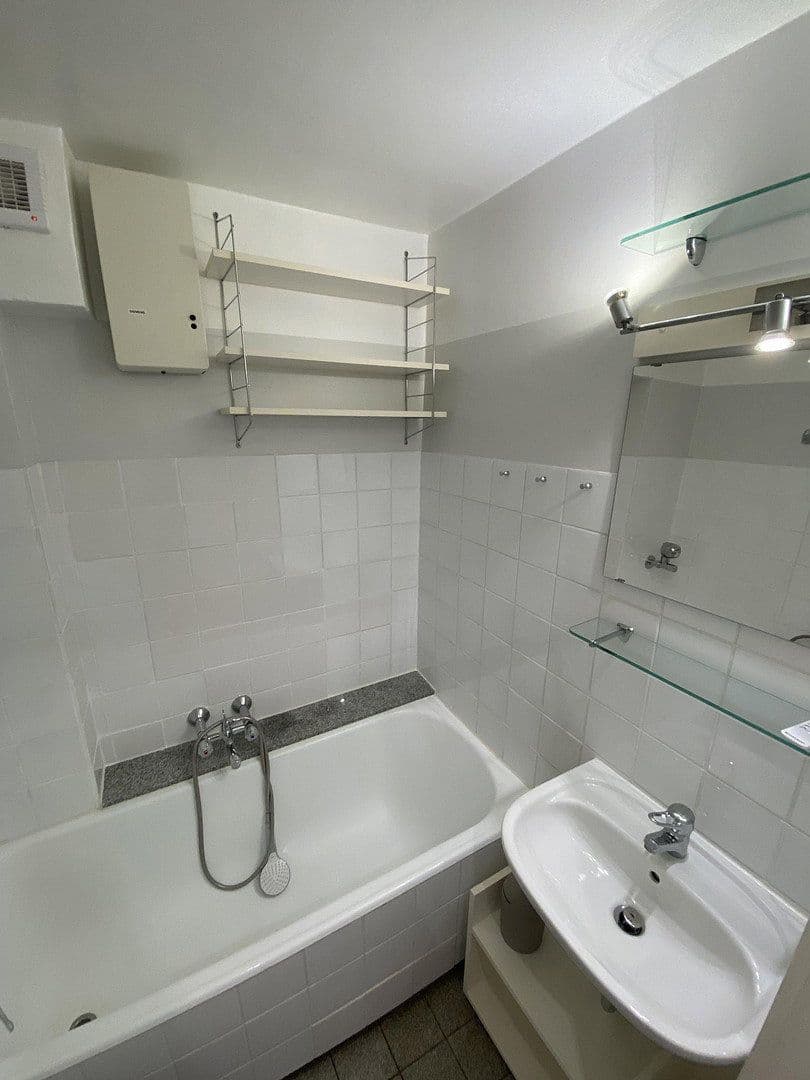 Pronájem bytu 1+1 25 m², Mozartstraße 5, Stuttgart, Bádensko-Württembersko Pronájem bytu 1+1 25 m², Mozartstraße 5, Stuttgart, Bádensko-Württembersko
