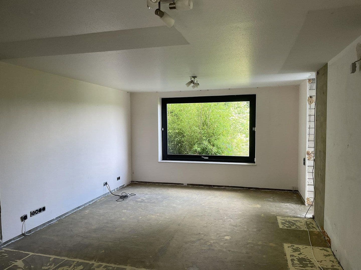 Prodej domu 245 m², pozemek 2.660 m², Aschaffenburg, Bavorsko Prodej domu 245 m², pozemek 2.660 m², Aschaffenburg, Bavorsko