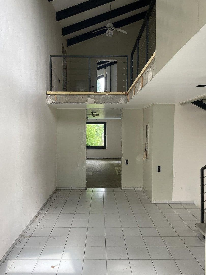Prodej domu 245 m², pozemek 2.660 m², Aschaffenburg, Bavorsko Prodej domu 245 m², pozemek 2.660 m², Aschaffenburg, Bavorsko