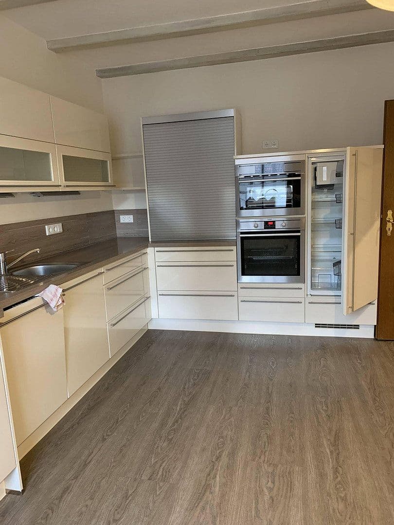 Prodej bytu 5+1 142 m², Goldbach, Bavorsko Prodej bytu 5+1 142 m², Goldbach, Bavorsko