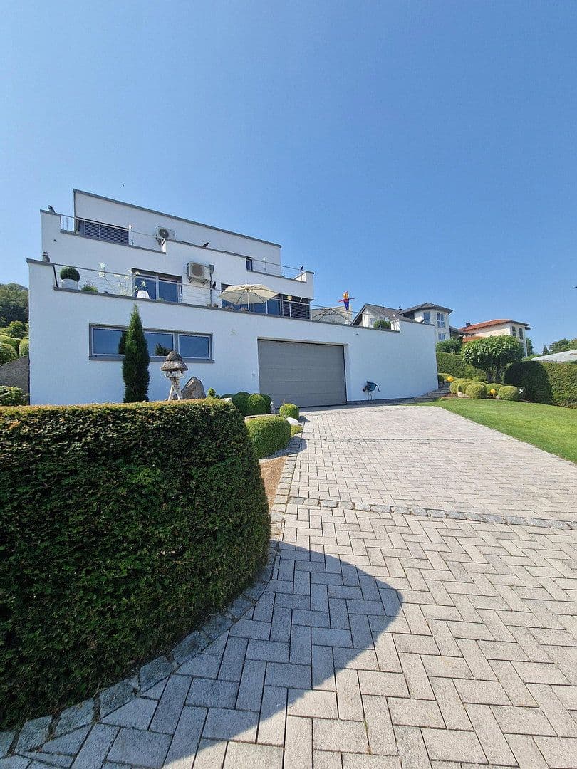 Prodej domu 369 m², pozemek 1.221 m², Bingen am Rhein, Porýní-Falc Prodej domu 369 m², pozemek 1.221 m², Bingen am Rhein, Porýní-Falc