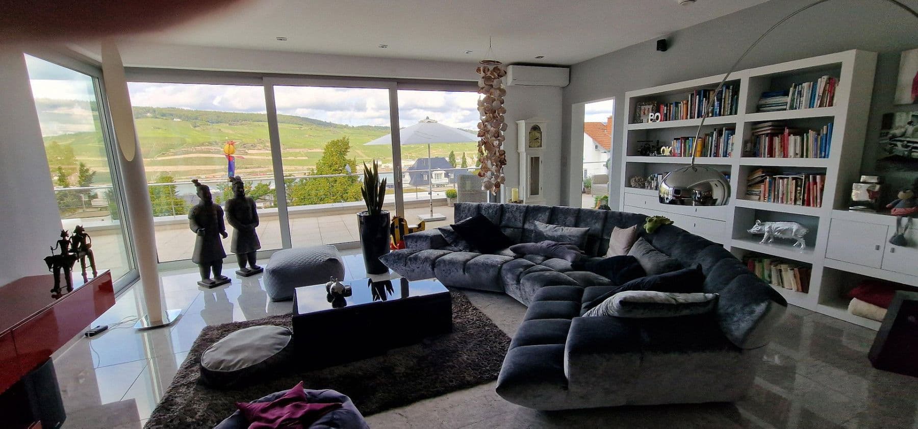 Prodej domu 369 m², pozemek 1.221 m², Bingen am Rhein, Porýní-Falc Prodej domu 369 m², pozemek 1.221 m², Bingen am Rhein, Porýní-Falc