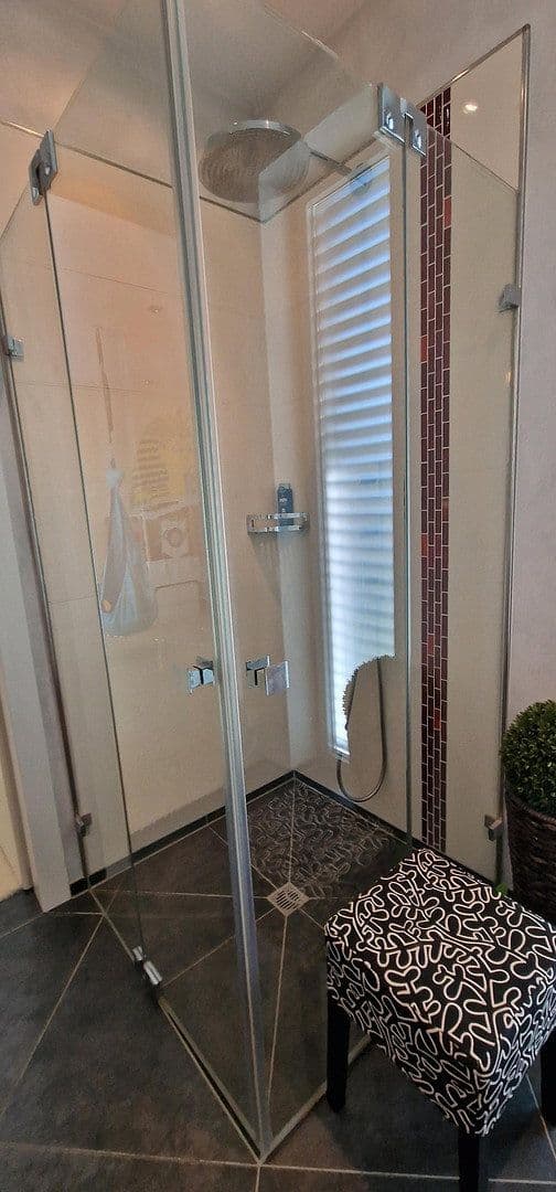 Prodej domu 369 m², pozemek 1.221 m², Bingen am Rhein, Porýní-Falc Prodej domu 369 m², pozemek 1.221 m², Bingen am Rhein, Porýní-Falc