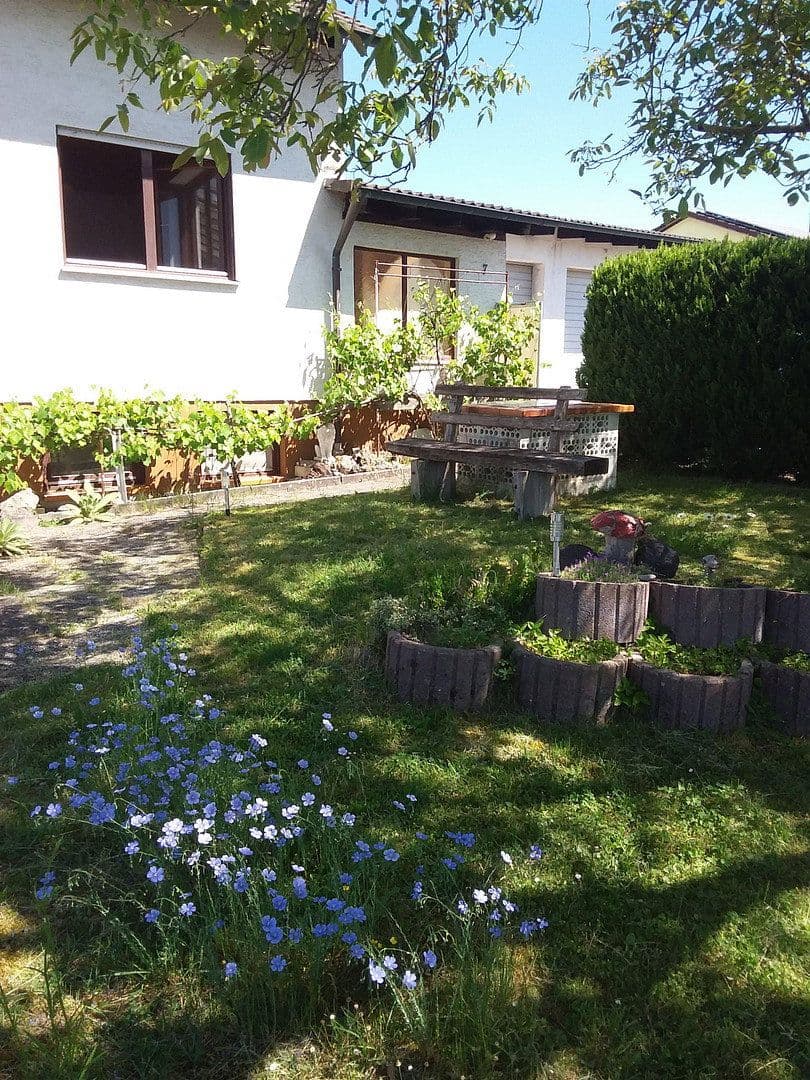 Prodej domu 144 m², pozemek 1.472 m², Kreßberg, Bádensko-Württembersko Prodej domu 144 m², pozemek 1.472 m², Kreßberg, Bádensko-Württembersko