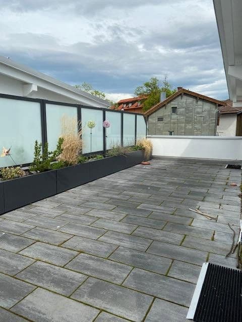 Pronájem bytu 2+1 53 m², Holzkirchen, Bavorsko Pronájem bytu 2+1 53 m², Holzkirchen, Bavorsko