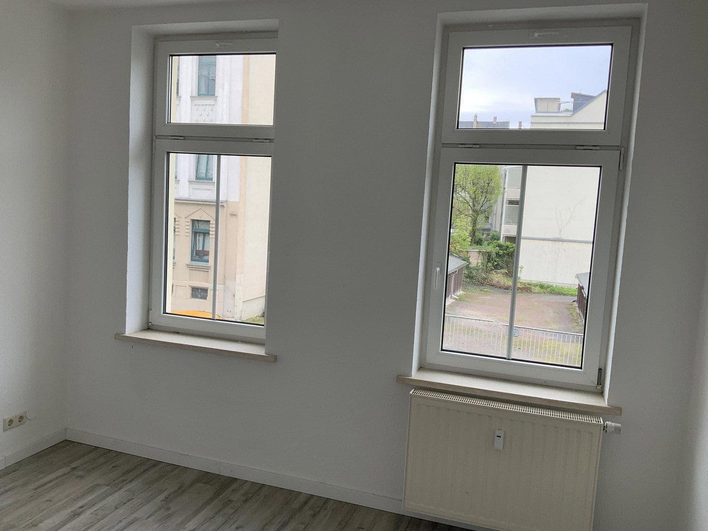 Pronájem bytu 2+1 51 m², Kantstraße, Chemnitz, Sasko Pronájem bytu 2+1 51 m², Kantstraße, Chemnitz, Sasko