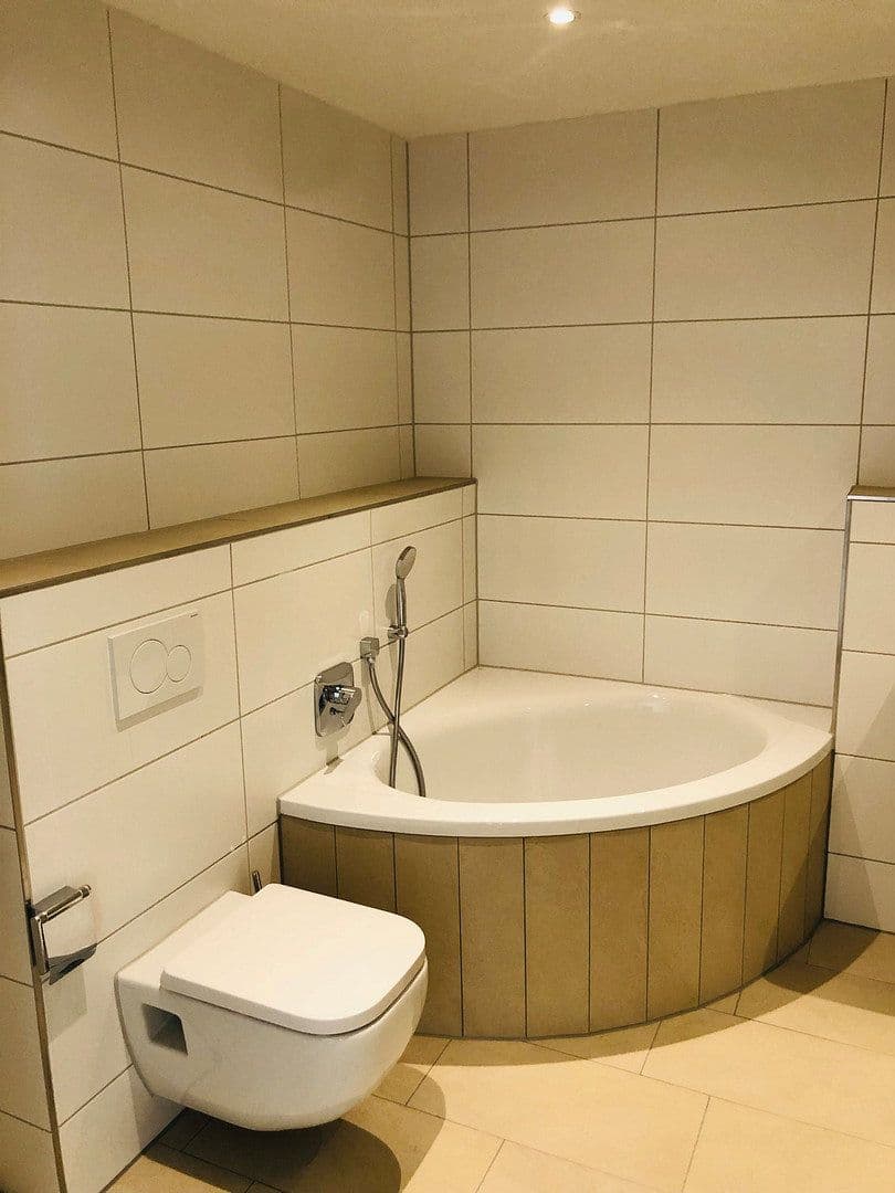 Pronájem bytu 4+kk 89 m², Gerhardtstr. 13, Sindelfingen, Bádensko-Württembersko Pronájem bytu 4+kk 89 m², Gerhardtstr. 13, Sindelfingen, Bádensko-Württembersko