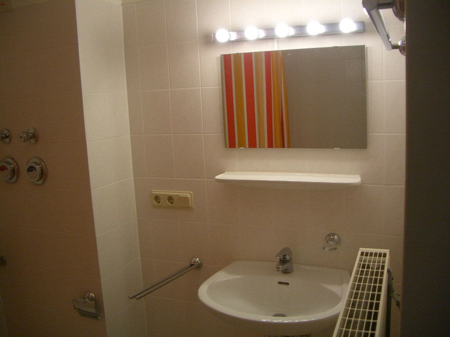 Pronájem bytu 1+1 35 m², Roonstr. 14, Bad Sachsa, Dolní Sasko Pronájem bytu 1+1 35 m², Roonstr. 14, Bad Sachsa, Dolní Sasko