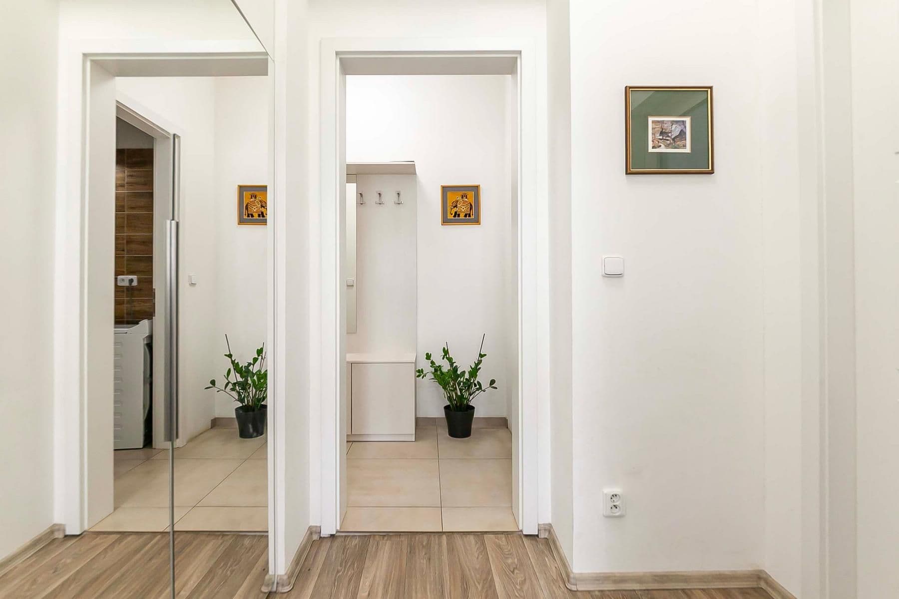 Prodej bytu 2+kk 41 m², Orelská, Praha, Praha Prodej bytu 2+kk 41 m², Orelská, Praha, Praha