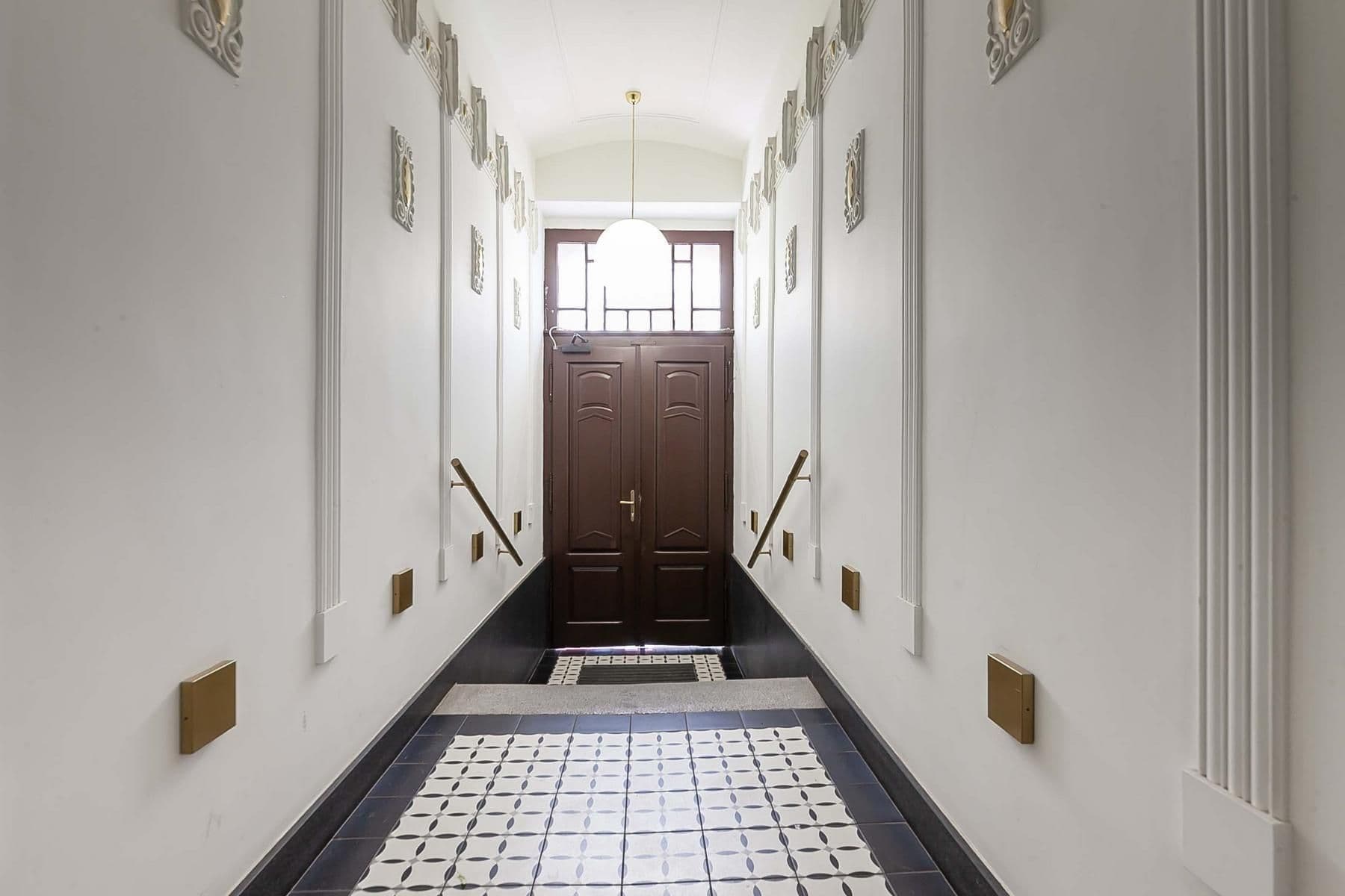 Prodej bytu 2+kk 41 m², Orelská, Praha, Praha Prodej bytu 2+kk 41 m², Orelská, Praha, Praha