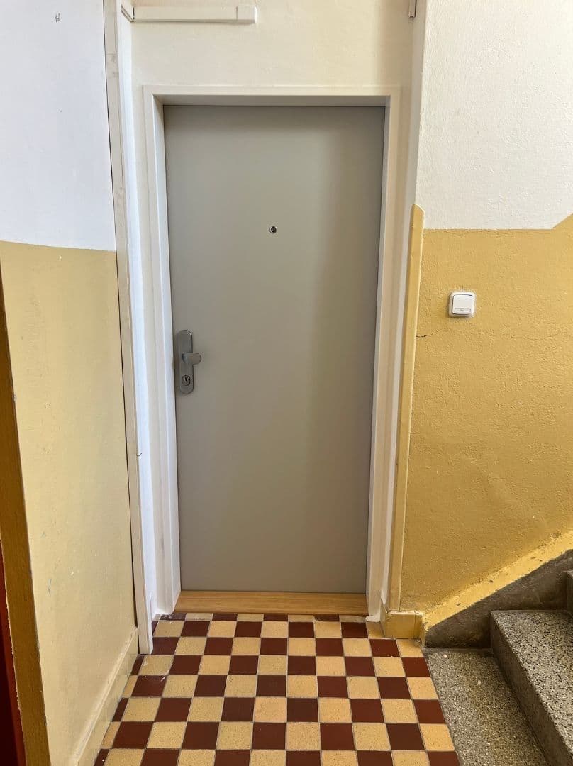 Pronájem bytu 2+kk 49 m², Sídliště Generála J. Kholla, Rakovník, Středočeský kraj Pronájem bytu 2+kk 49 m², Sídliště Generála J. Kholla, Rakovník, Středočeský kraj