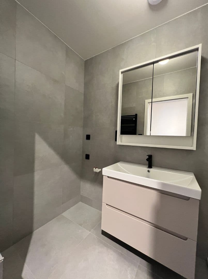 Pronájem bytu 2+kk 49 m², Sídliště Generála J. Kholla, Rakovník, Středočeský kraj Pronájem bytu 2+kk 49 m², Sídliště Generála J. Kholla, Rakovník, Středočeský kraj