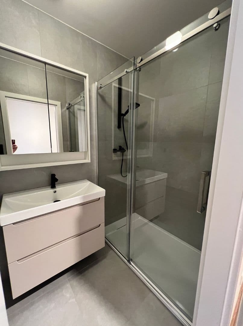 Pronájem bytu 2+kk 49 m², Sídliště Generála J. Kholla, Rakovník, Středočeský kraj Pronájem bytu 2+kk 49 m², Sídliště Generála J. Kholla, Rakovník, Středočeský kraj