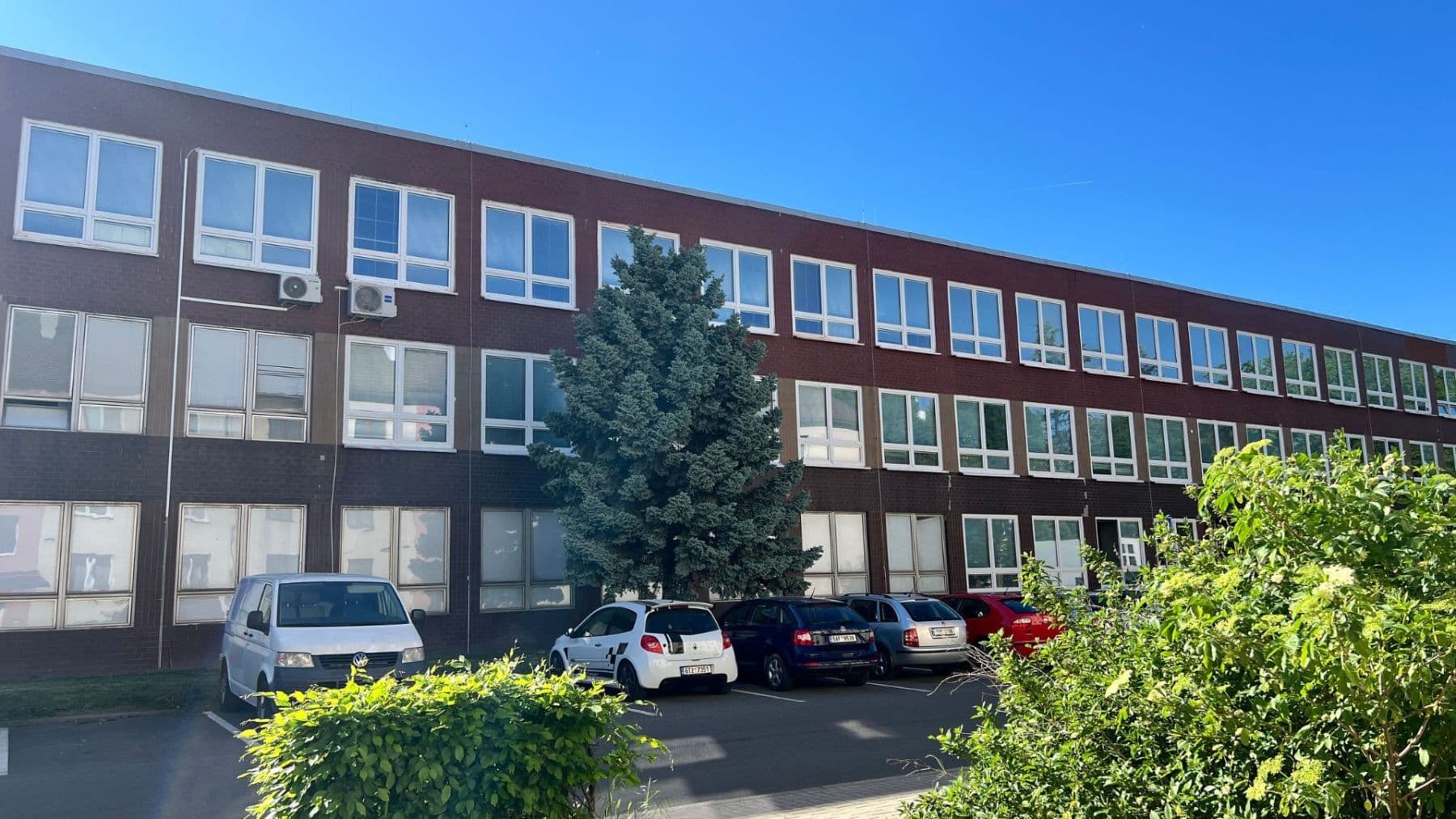 Pronájem bytu 2+kk 49 m², Sídliště Generála J. Kholla, Rakovník, Středočeský kraj Pronájem bytu 2+kk 49 m², Sídliště Generála J. Kholla, Rakovník, Středočeský kraj