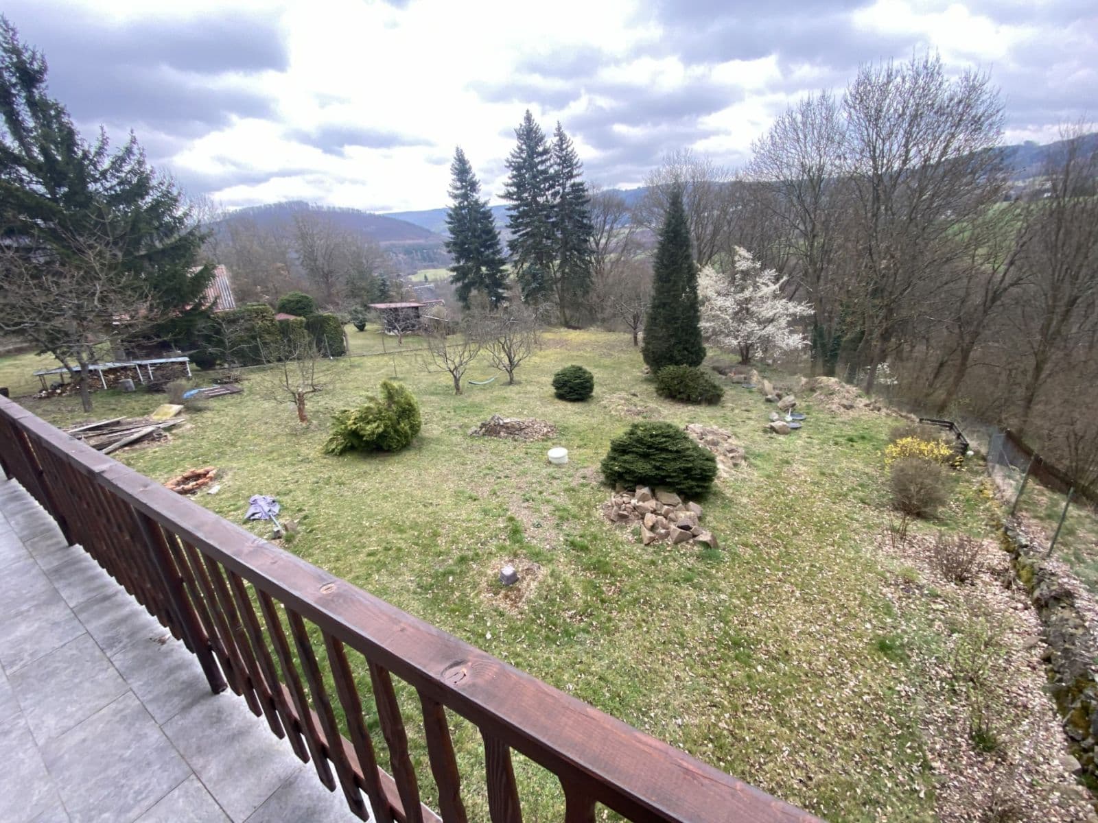 Prodej domu 120 m², pozemek 1.587 m², Šemnice, Karlovarský kraj Prodej domu 120 m², pozemek 1.587 m², Šemnice, Karlovarský kraj