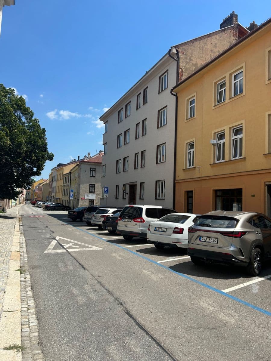Prodej bytu 3+kk 87 m², Husova, Jihlava, Kraj Vysočina Prodej bytu 3+kk 87 m², Husova, Jihlava, Kraj Vysočina