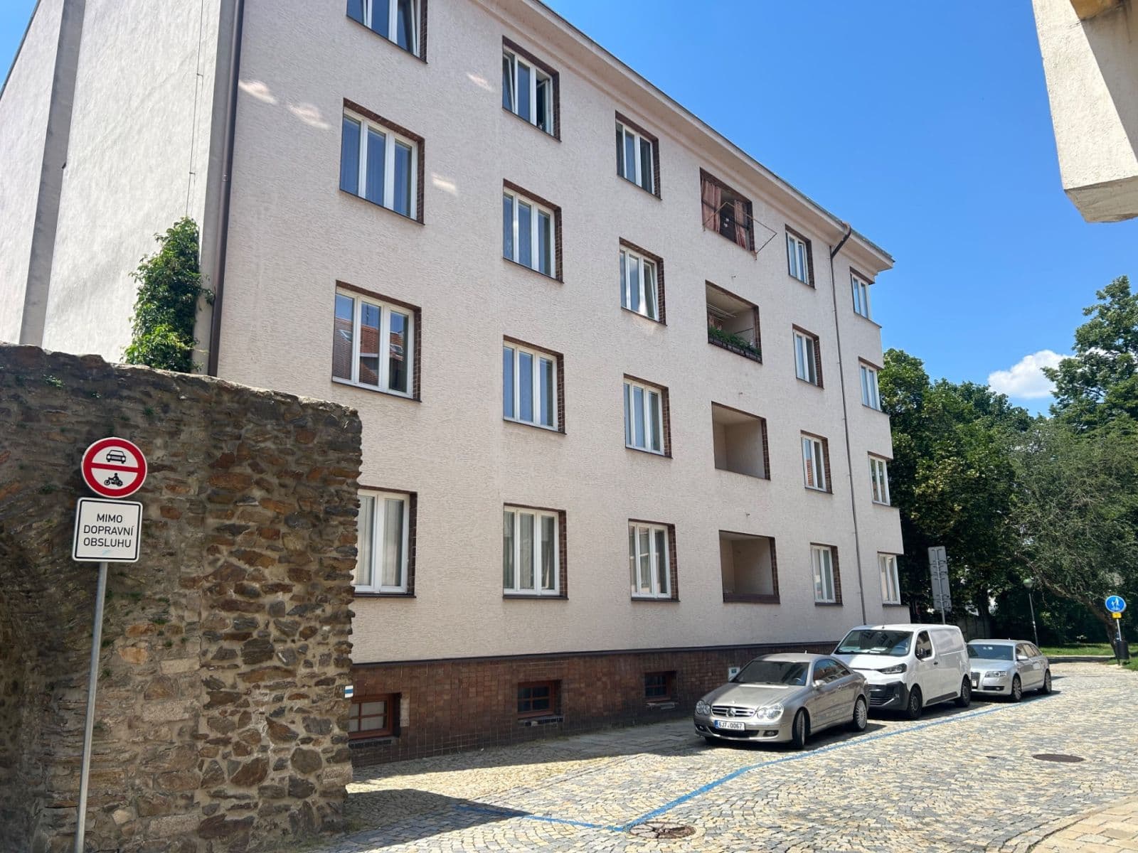 Prodej bytu 3+kk 87 m², Husova, Jihlava, Kraj Vysočina Prodej bytu 3+kk 87 m², Husova, Jihlava, Kraj Vysočina