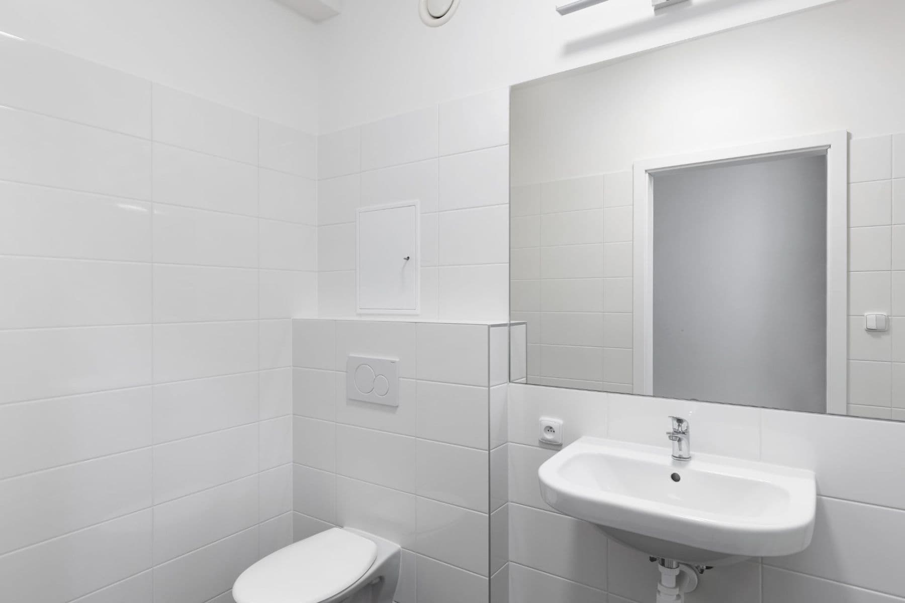 Pronájem bytu 1+kk 26 m², Peroutkova, Praha, Praha Pronájem bytu 1+kk 26 m², Peroutkova, Praha, Praha