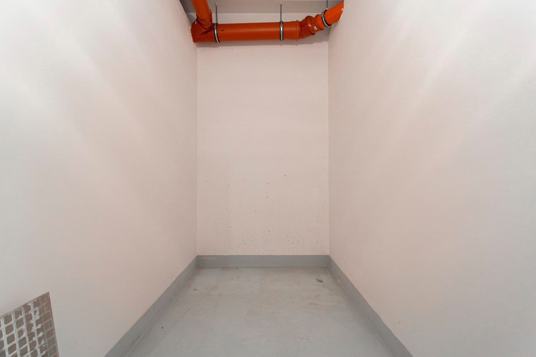 Pronájem bytu 1+kk 43 m², Olšanská, Praha, Praha Pronájem bytu 1+kk 43 m², Olšanská, Praha, Praha