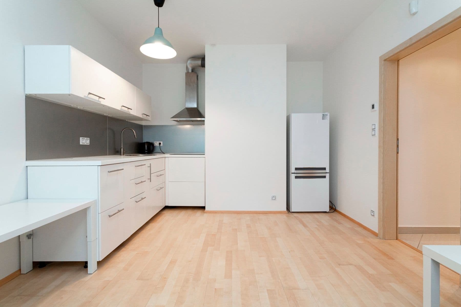 Pronájem bytu 1+kk 43 m², Olšanská, Praha, Praha Pronájem bytu 1+kk 43 m², Olšanská, Praha, Praha