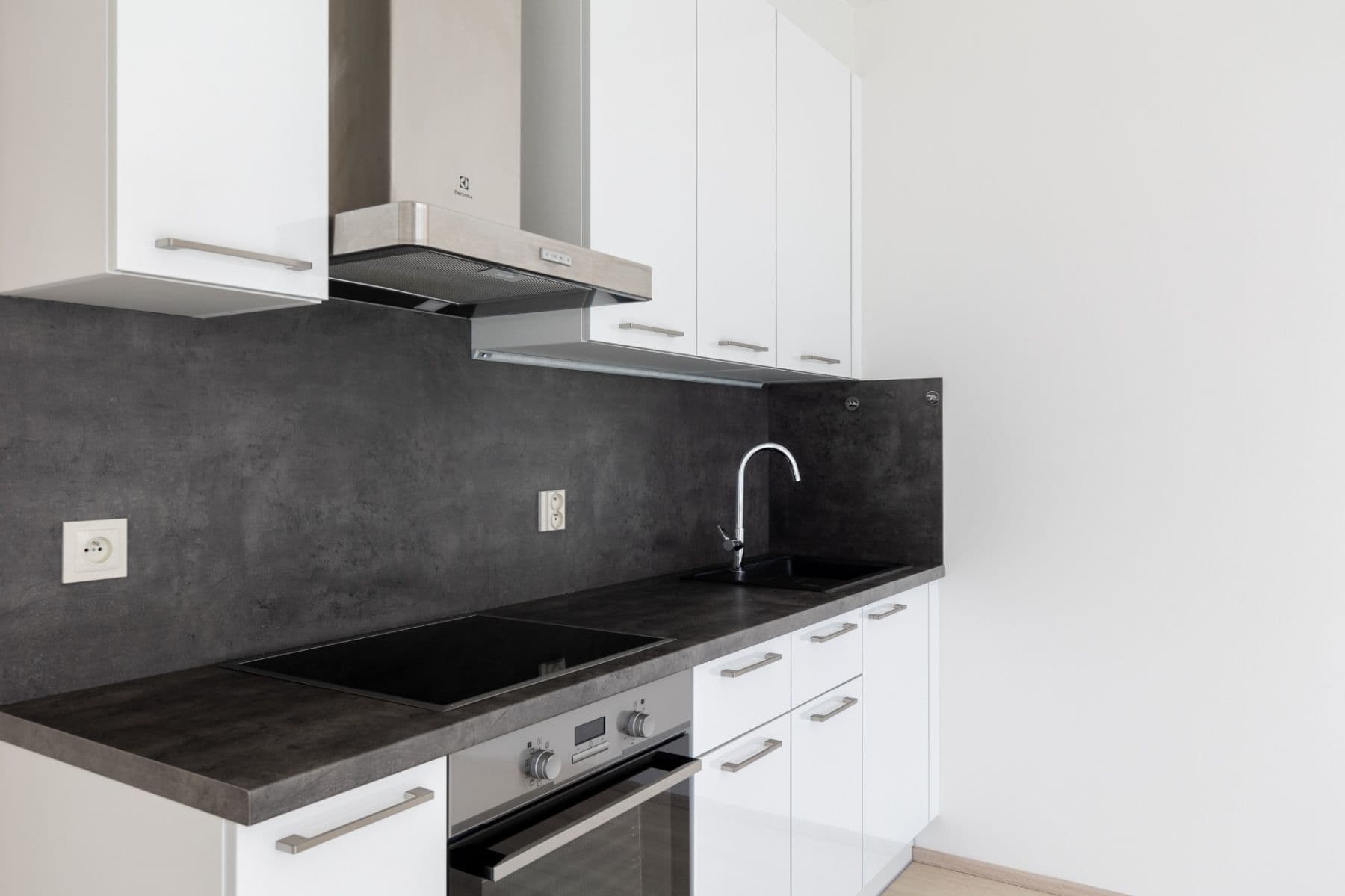Pronájem bytu 1+kk 37 m², Toufarova, Praha, Praha Pronájem bytu 1+kk 37 m², Toufarova, Praha, Praha