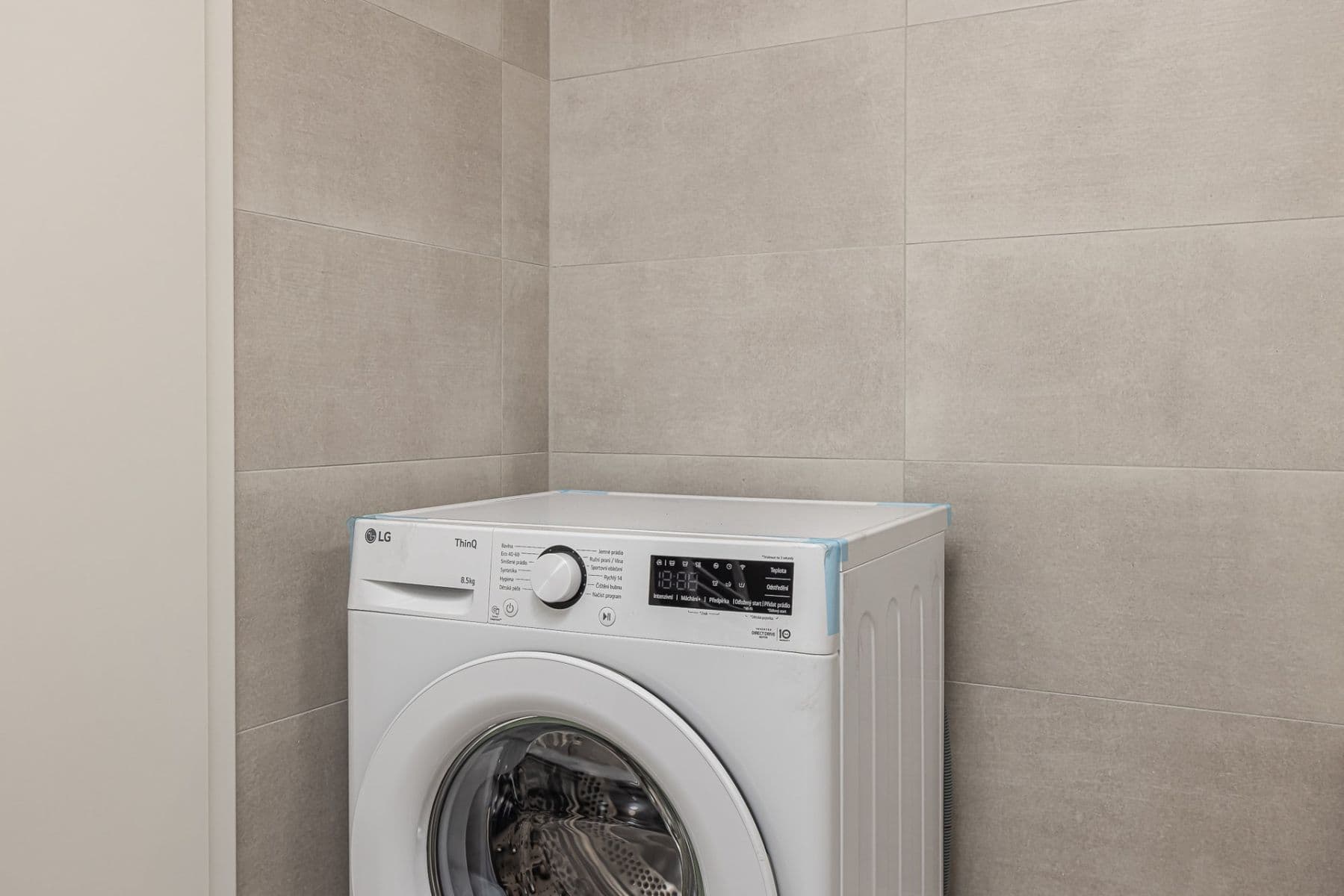 Pronájem bytu 1+kk 35 m², Hodkovická, Praha, Praha Pronájem bytu 1+kk 35 m², Hodkovická, Praha, Praha