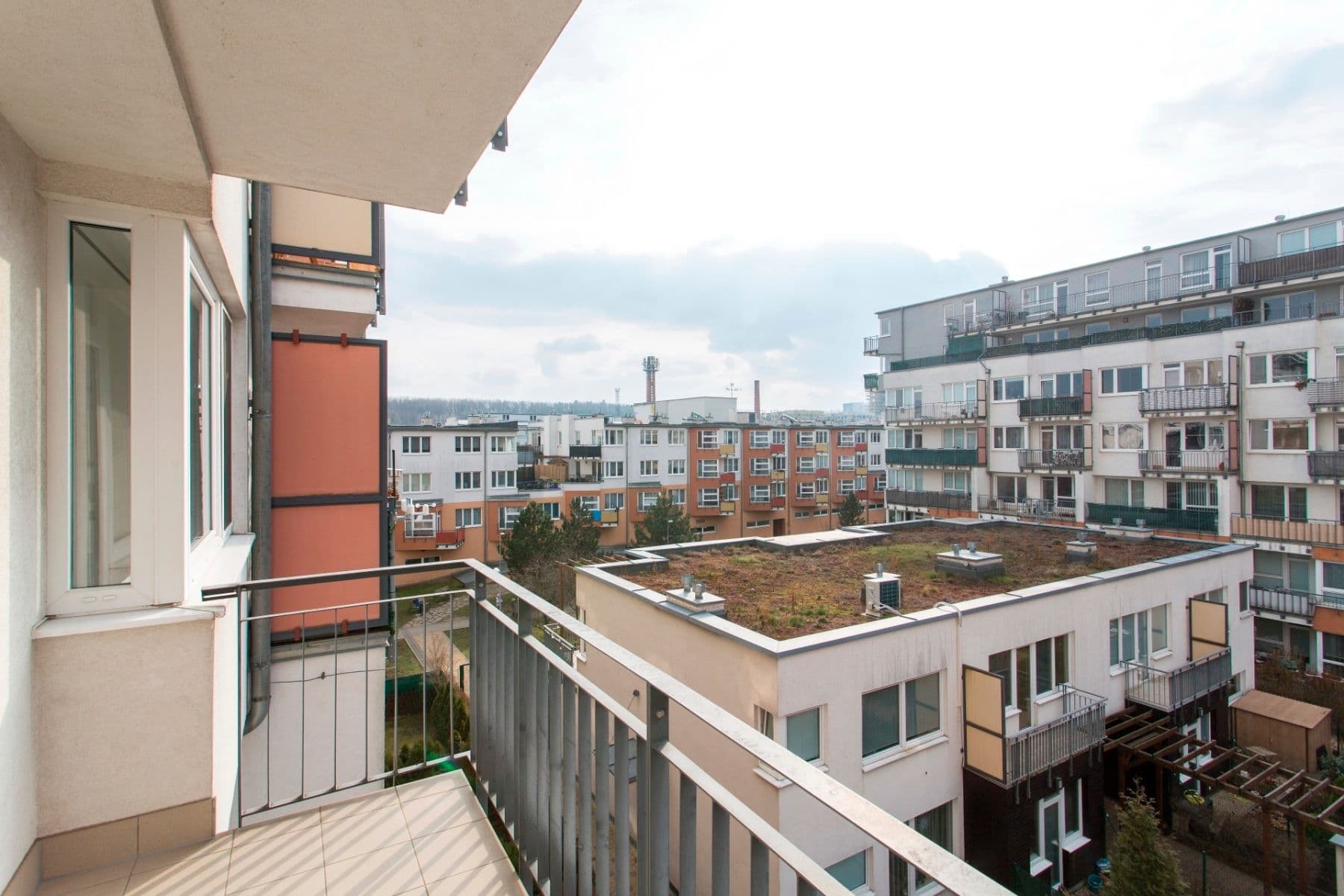 Pronájem bytu 2+kk 48 m², Pod Harfou, Praha, Praha Pronájem bytu 2+kk 48 m², Pod Harfou, Praha, Praha