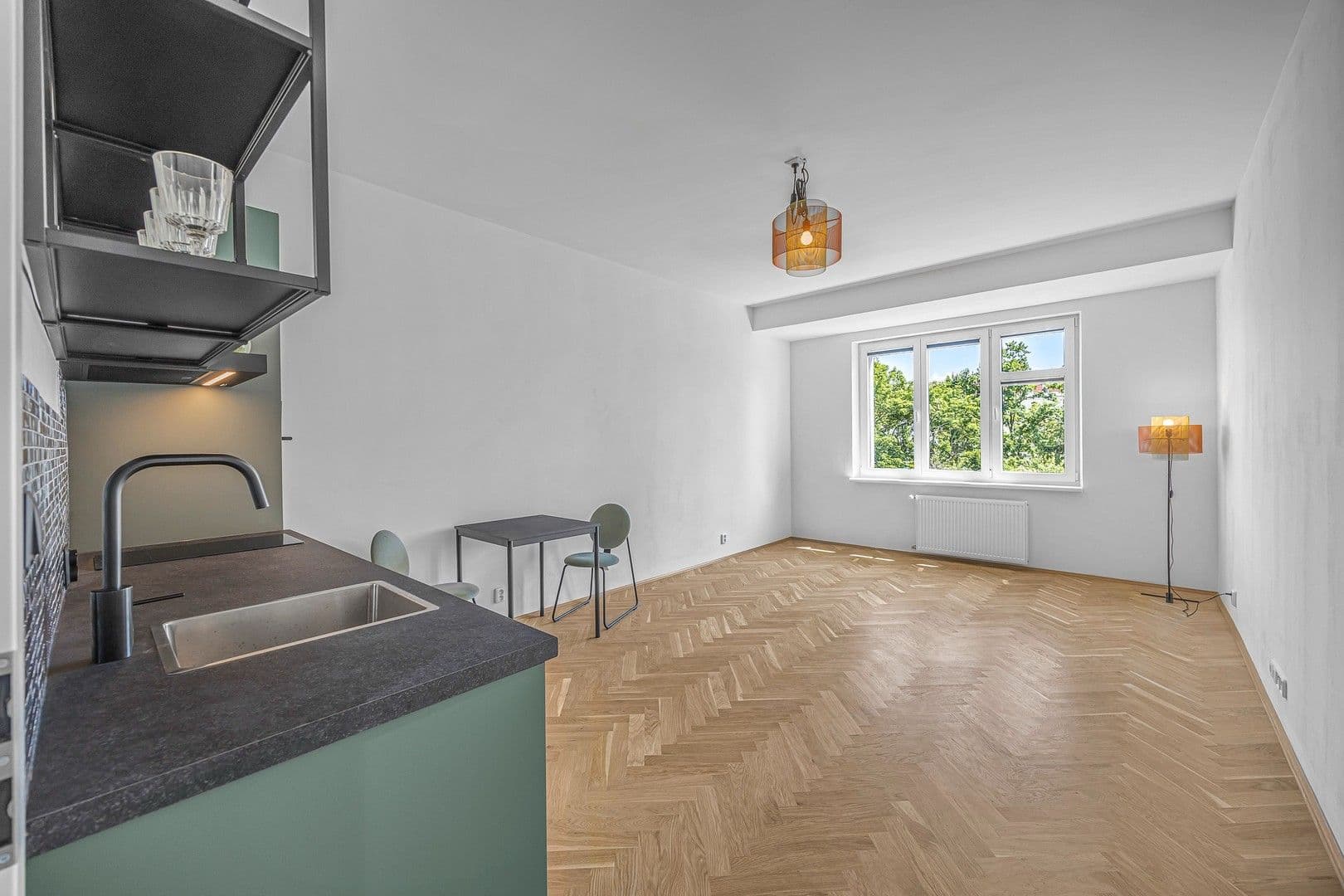 Pronájem bytu 1+kk 30 m², Jakutská, Praha, Praha Pronájem bytu 1+kk 30 m², Jakutská, Praha, Praha