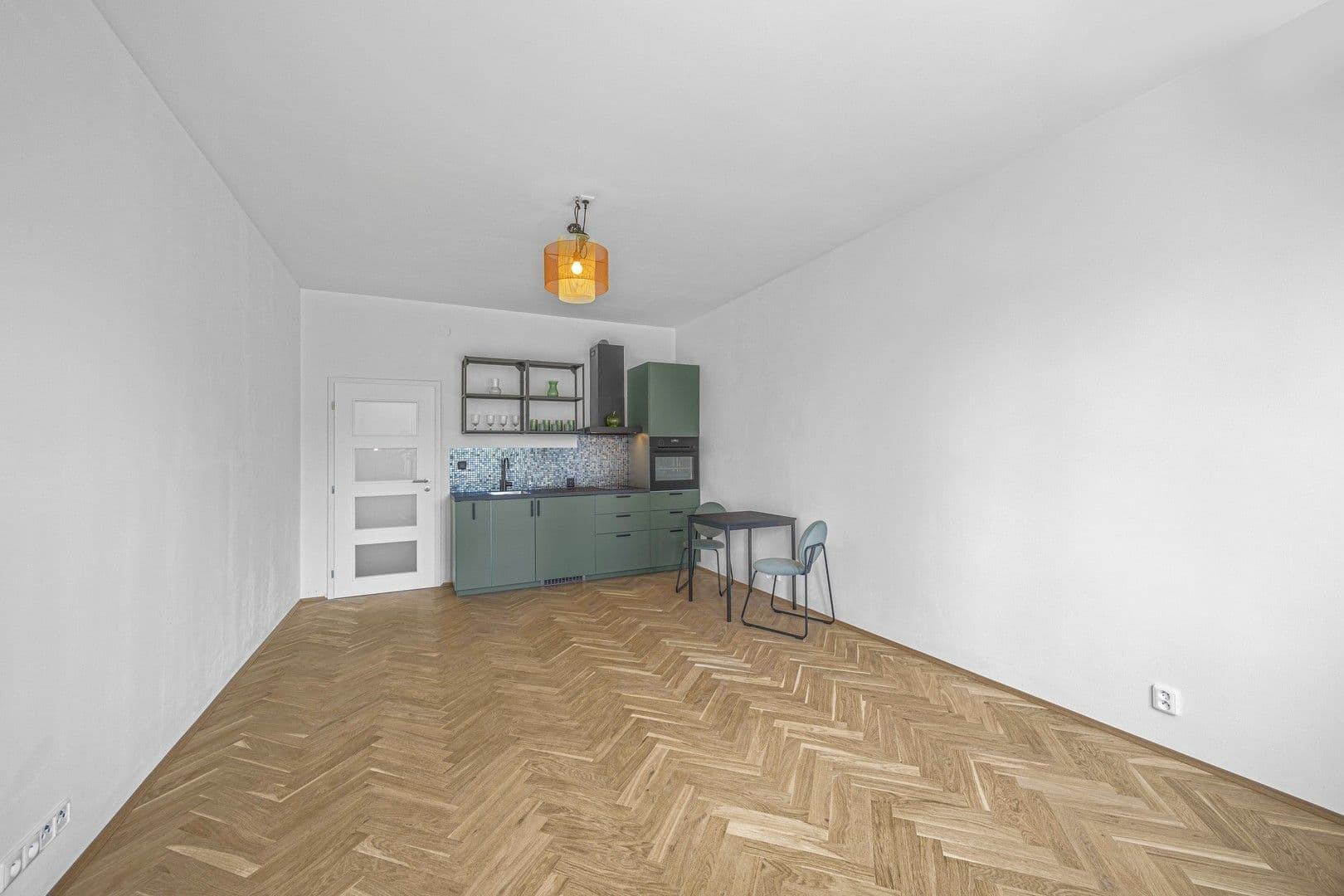 Pronájem bytu 1+kk 30 m², Jakutská, Praha, Praha Pronájem bytu 1+kk 30 m², Jakutská, Praha, Praha