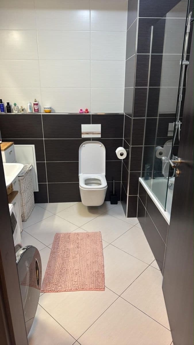 Prodej bytu 2+kk 56 m², Honzíkova, Praha, Praha Prodej bytu 2+kk 56 m², Honzíkova, Praha, Praha