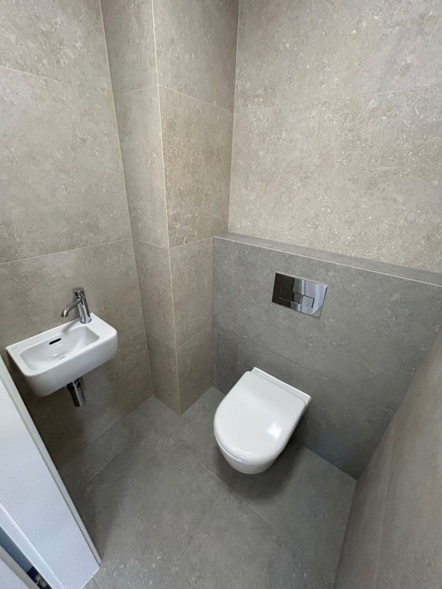 Pronájem bytu 2+kk 47 m², Pod Drinopolem, Praha, Praha Pronájem bytu 2+kk 47 m², Pod Drinopolem, Praha, Praha