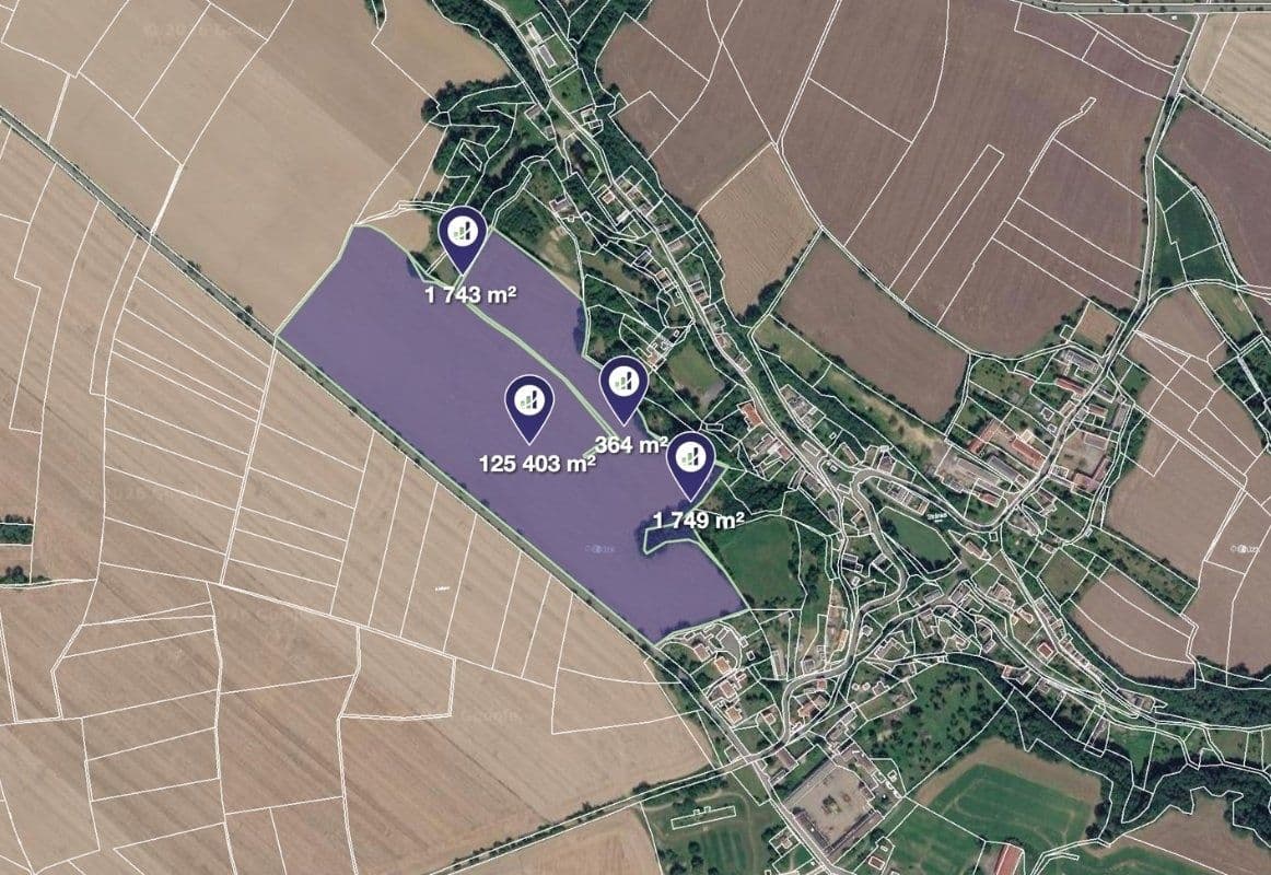 Prodej pozemku 131.049 m², Stránka, Středočeský kraj Prodej pozemku 131.049 m², Stránka, Středočeský kraj
