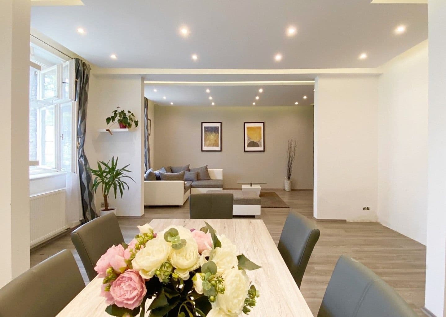 Pronájem bytu 3+kk 95 m², U Střešovických hřišť, Praha, Praha Pronájem bytu 3+kk 95 m², U Střešovických hřišť, Praha, Praha