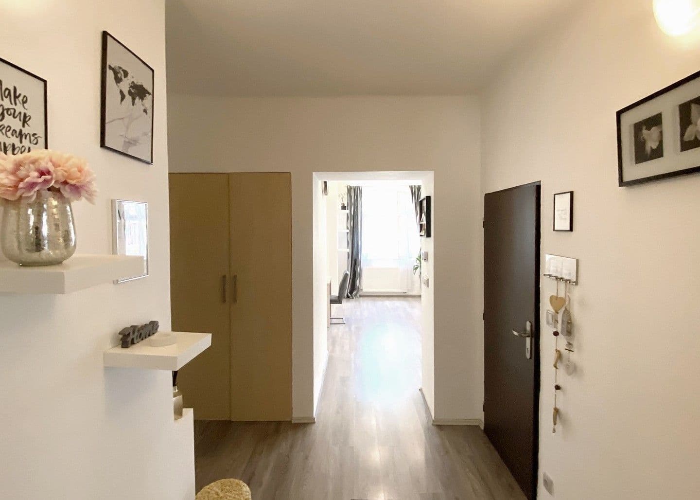 Pronájem bytu 3+kk 95 m², U Střešovických hřišť, Praha, Praha Pronájem bytu 3+kk 95 m², U Střešovických hřišť, Praha, Praha