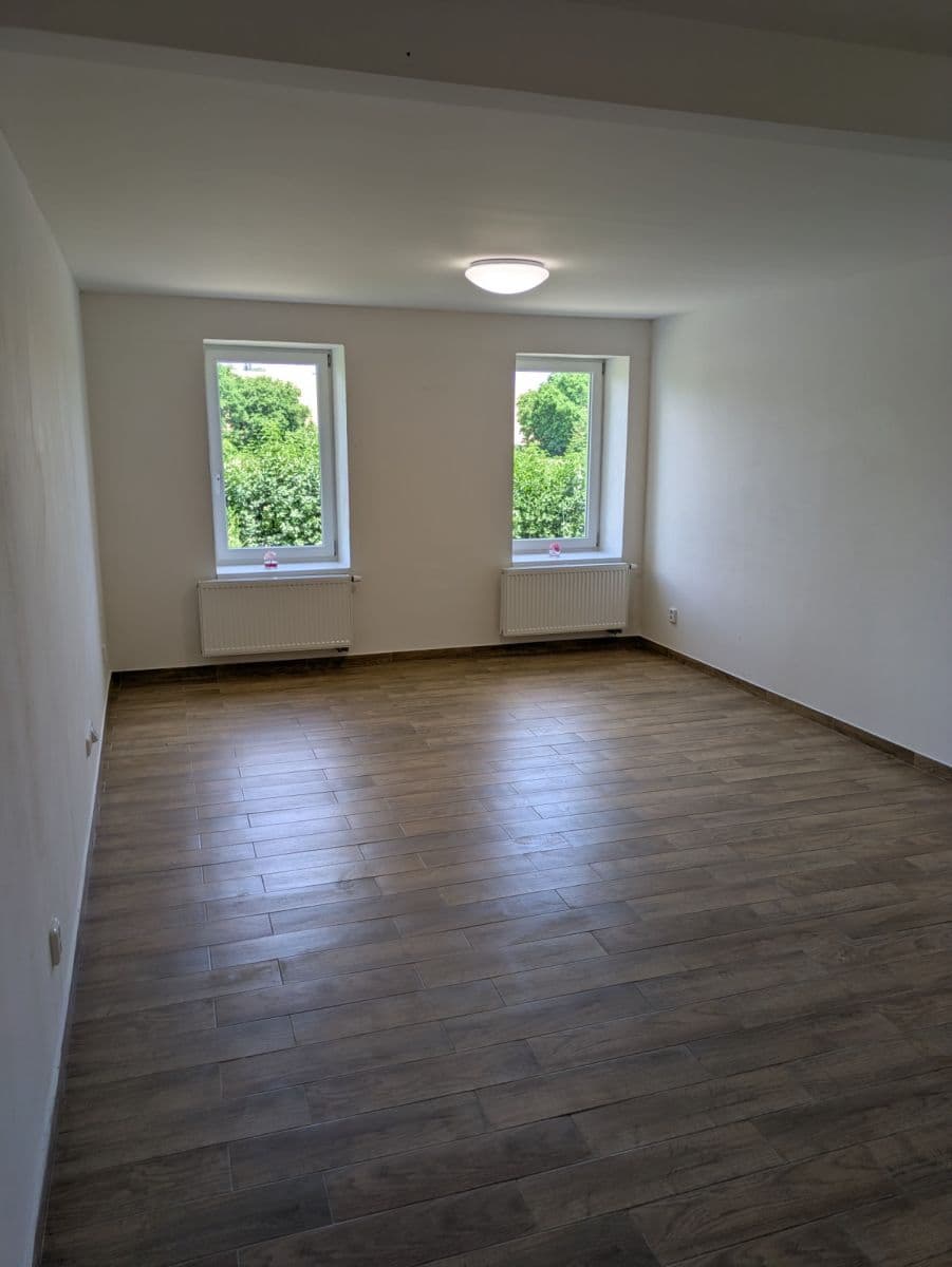 Prodej domu 157 m², pozemek 1.071 m², Kojátky, Jihomoravský kraj Prodej domu 157 m², pozemek 1.071 m², Kojátky, Jihomoravský kraj