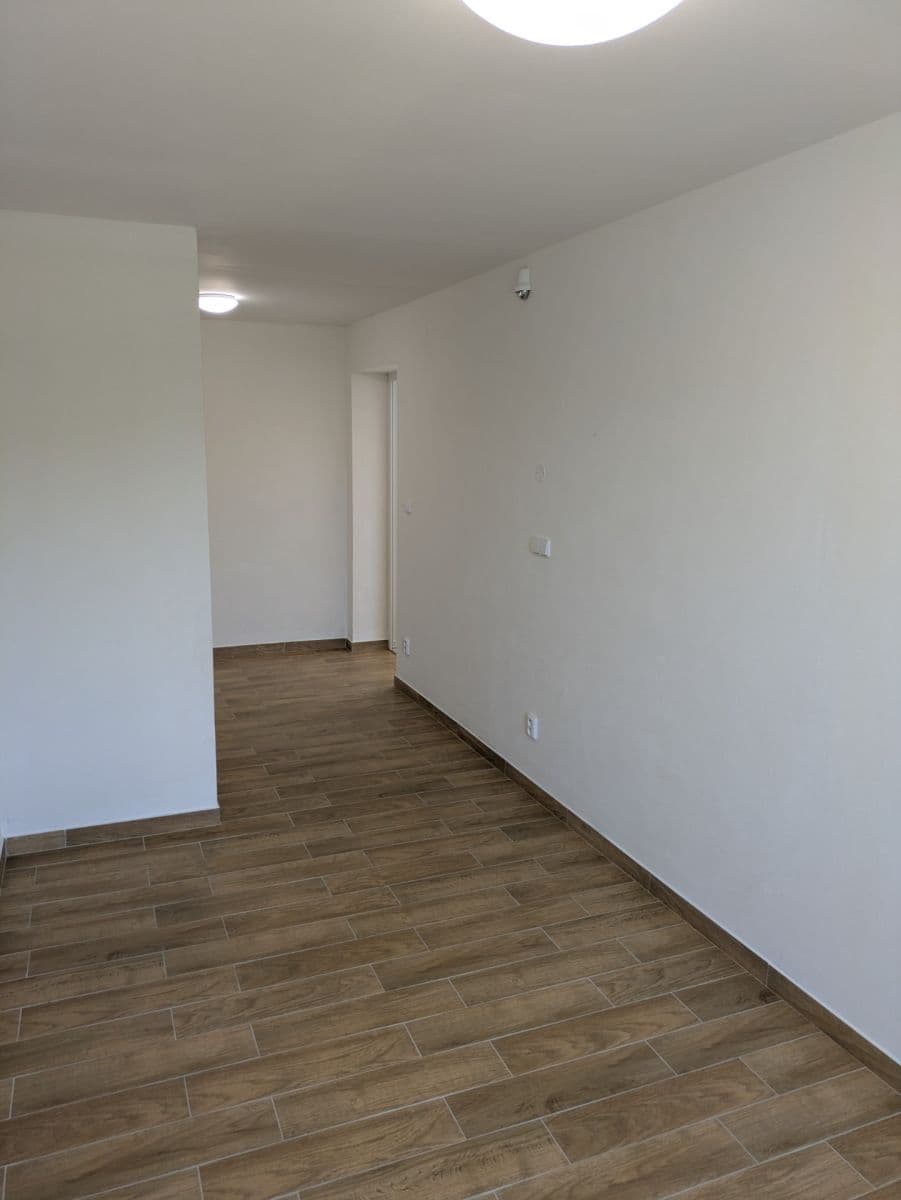 Prodej domu 157 m², pozemek 1.071 m², Kojátky, Jihomoravský kraj Prodej domu 157 m², pozemek 1.071 m², Kojátky, Jihomoravský kraj