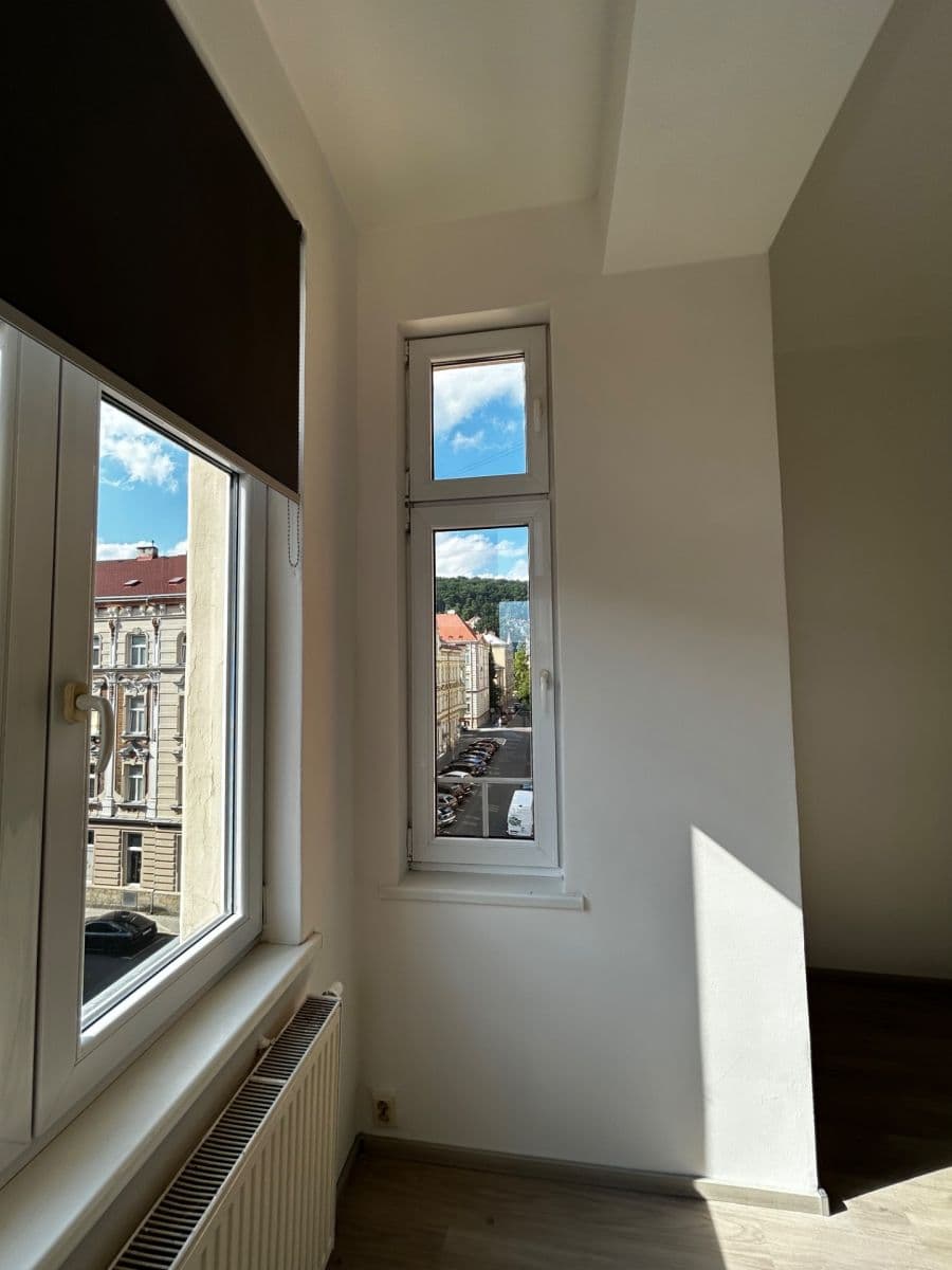 Pronájem bytu 2+1 54 m², Bezručova, Děčín, Ústecký kraj Pronájem bytu 2+1 54 m², Bezručova, Děčín, Ústecký kraj