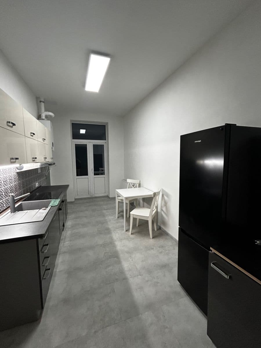 Pronájem bytu 2+1 54 m², Bezručova, Děčín, Ústecký kraj Pronájem bytu 2+1 54 m², Bezručova, Děčín, Ústecký kraj
