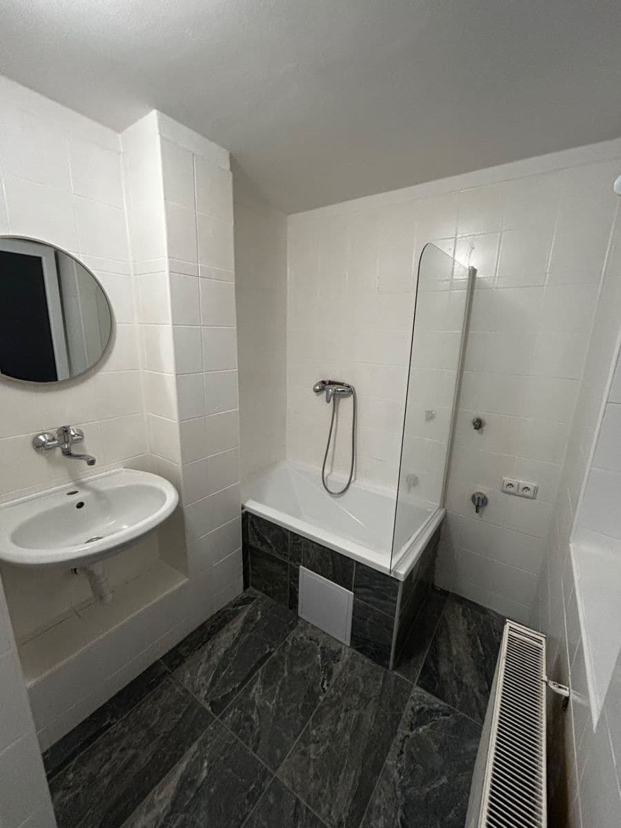 Pronájem bytu 2+1 54 m², Bezručova, Děčín, Ústecký kraj Pronájem bytu 2+1 54 m², Bezručova, Děčín, Ústecký kraj