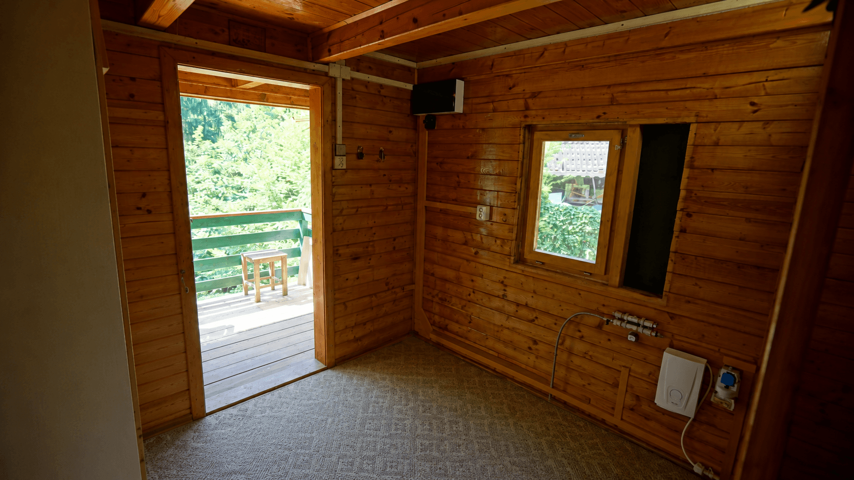 Prodej chaty, chalupy 48 m², pozemek 1.415 m², Hvozdnice, Středočeský kraj Prodej chaty, chalupy 48 m², pozemek 1.415 m², Hvozdnice, Středočeský kraj