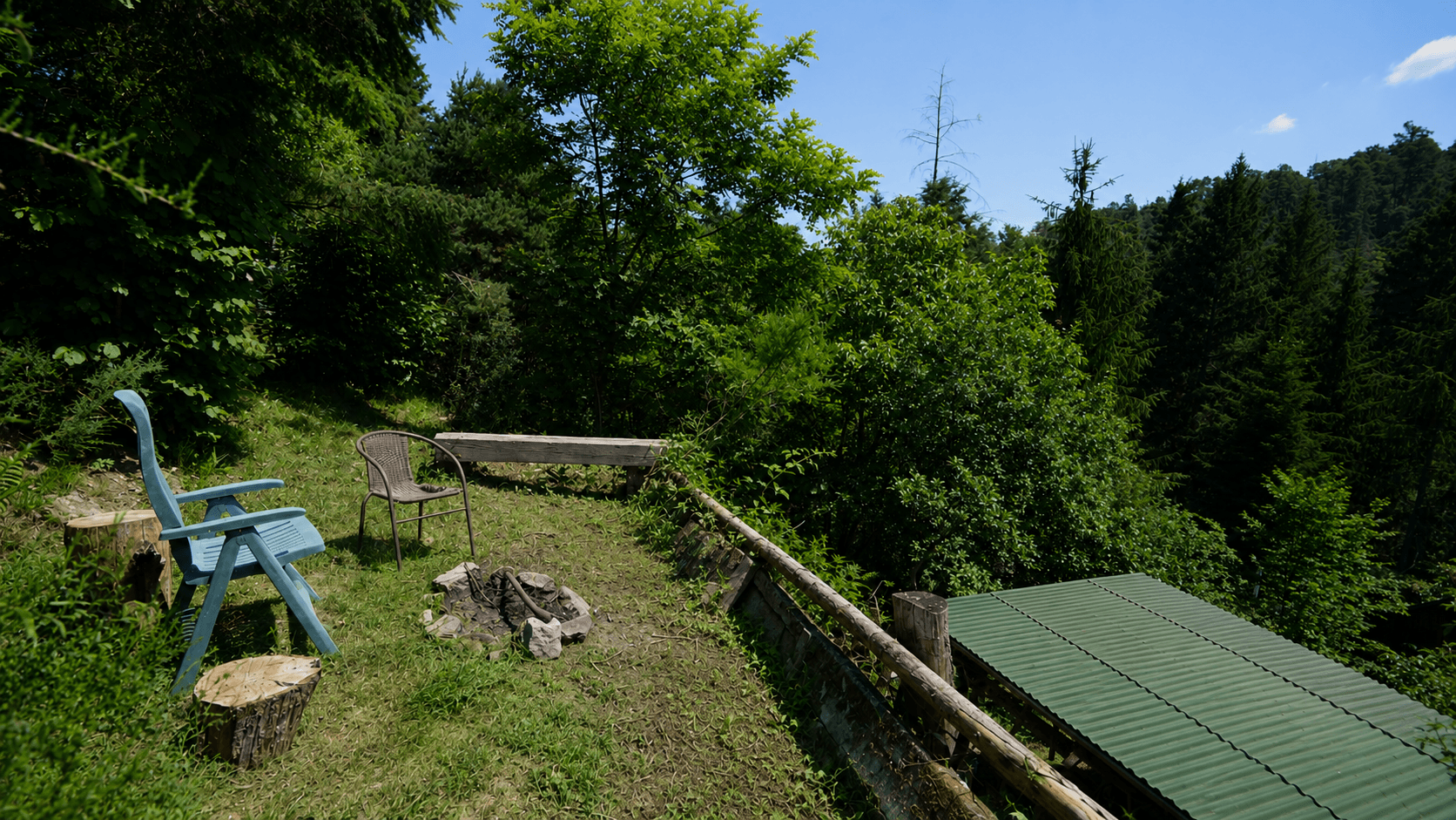 Prodej chaty, chalupy 48 m², pozemek 1.415 m², Hvozdnice, Středočeský kraj Prodej chaty, chalupy 48 m², pozemek 1.415 m², Hvozdnice, Středočeský kraj