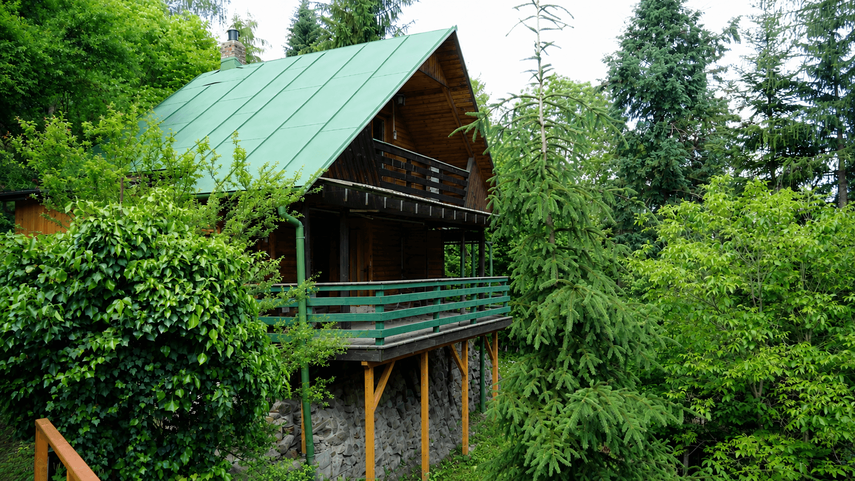 Prodej chaty, chalupy 48 m², pozemek 1.415 m², Hvozdnice, Středočeský kraj Prodej chaty, chalupy 48 m², pozemek 1.415 m², Hvozdnice, Středočeský kraj