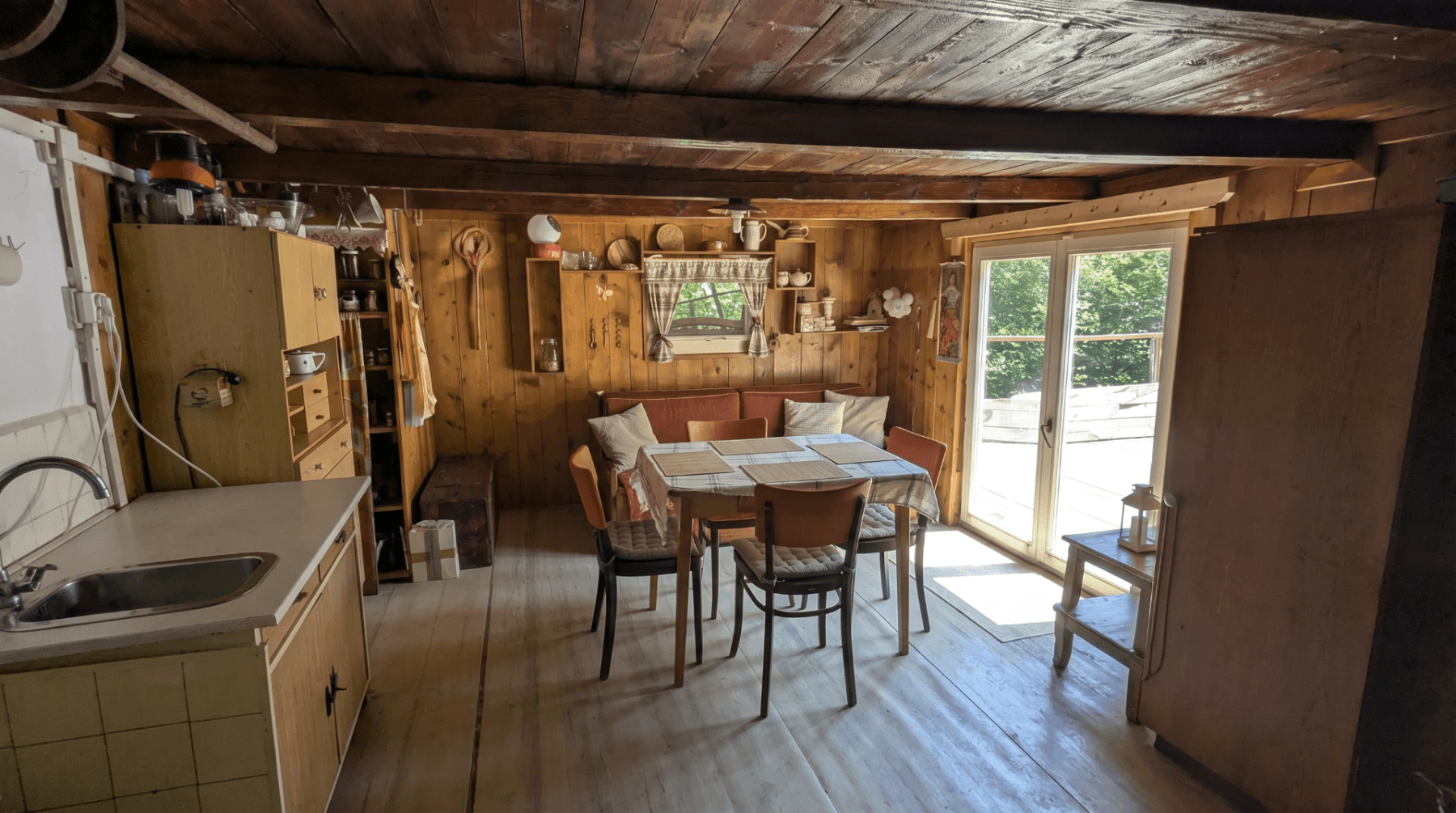 Prodej chaty, chalupy 48 m², pozemek 1.415 m², Hvozdnice, Středočeský kraj Prodej chaty, chalupy 48 m², pozemek 1.415 m², Hvozdnice, Středočeský kraj