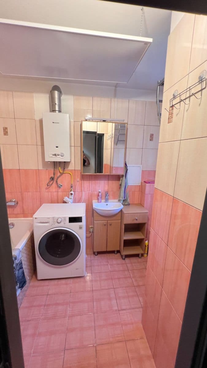 Pronájem bytu 2+1 54 m², Hrubínova, Neratovice, Středočeský kraj Pronájem bytu 2+1 54 m², Hrubínova, Neratovice, Středočeský kraj